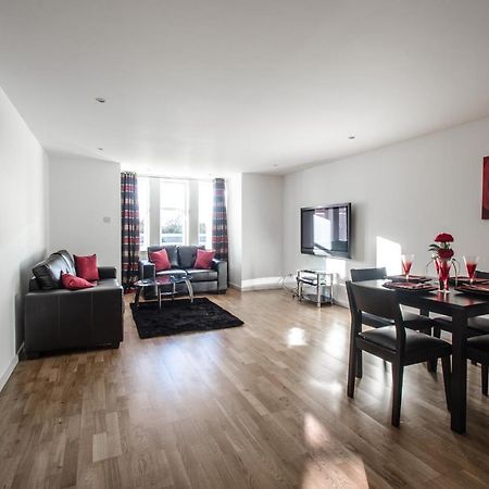 Orange Apartments Polmuir Gardens Only 7 Minutes To City Centre アバディーン エクステリア 写真